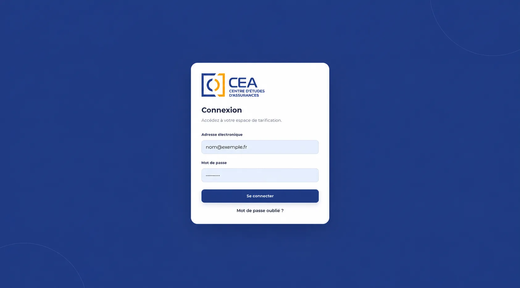Capture de la page de connexion de l’outil CEA Assurance, avec adresse électronique remplacée par un exemple